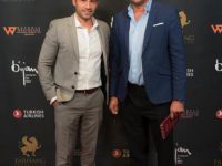 On The Red Carpet   Farhang Gala 052