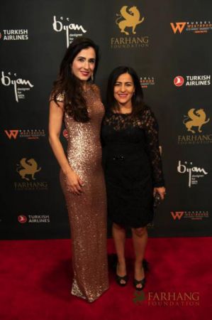 On The Red Carpet   Farhang Gala 140