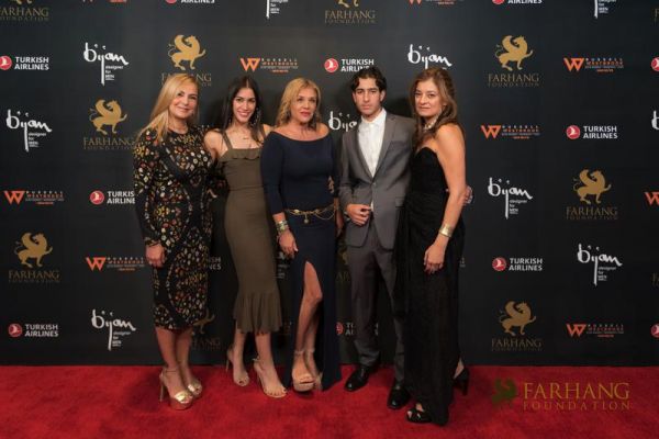 On The Red Carpet   Farhang Gala 171